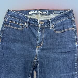 EDDIE BAUER Women’s 6 Short CURVY BOOTCUT Blue Jeans